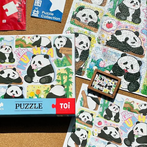 We Love Hua Hua 500 Piece Jigsaw Puzzle - Picture 4 of 5